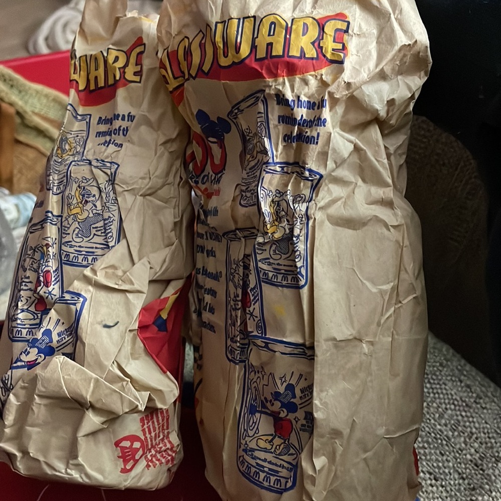 Disney - Picture 6 of 6